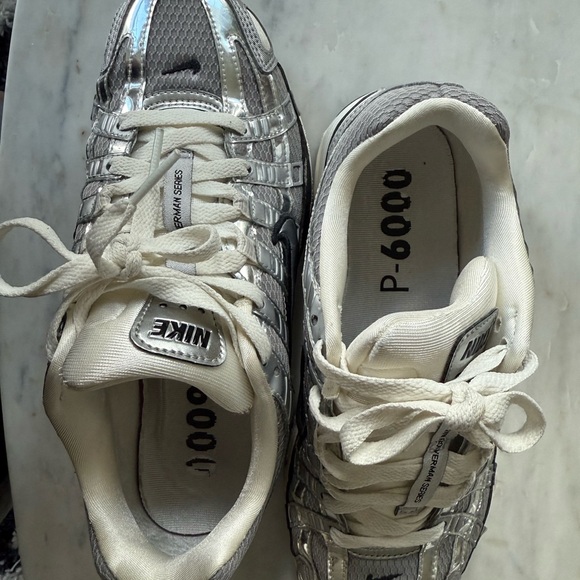 Nike P-6000 Metallic Silver - Picture 6 of 9